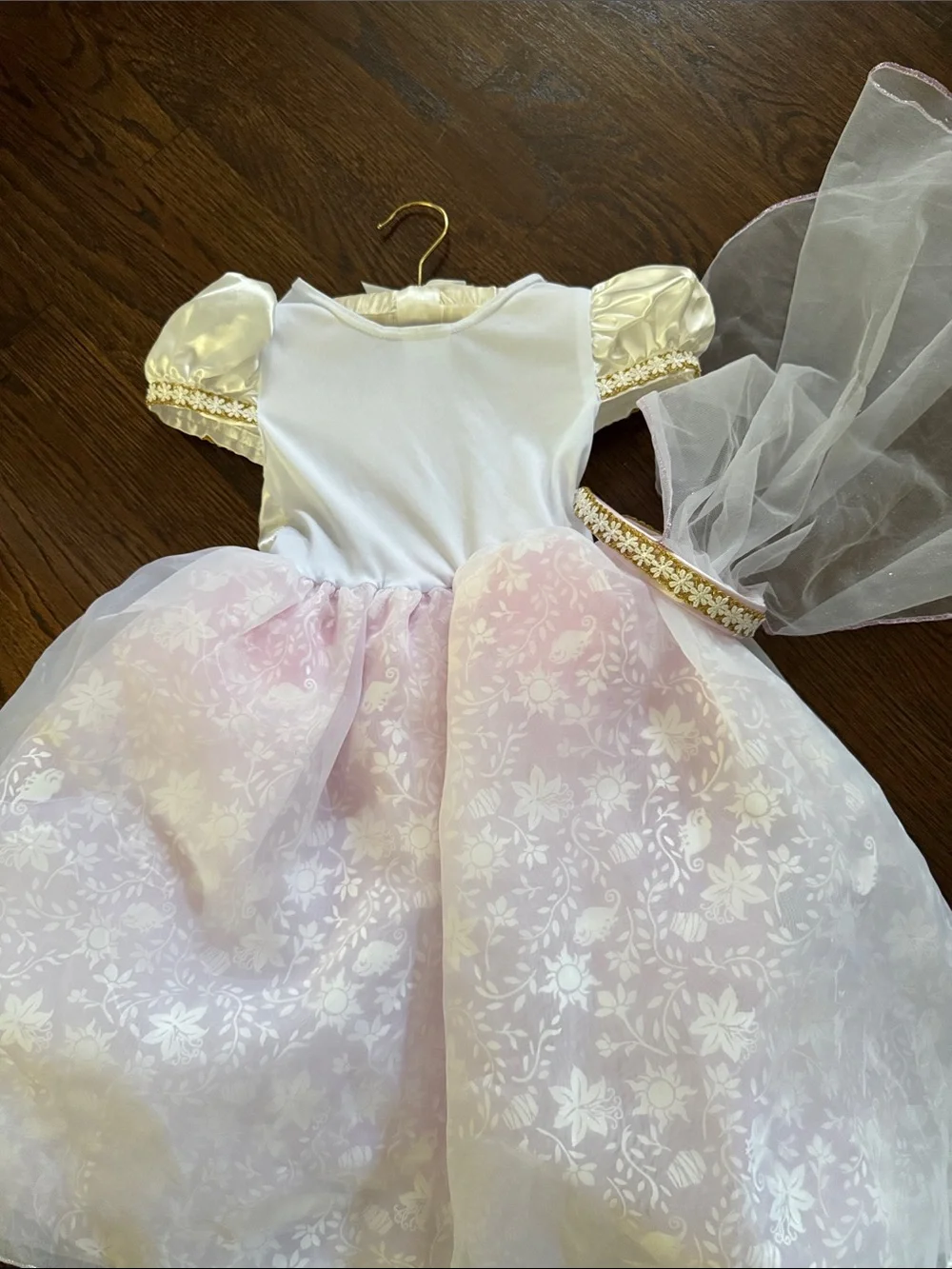 💜Disney Rapunzel Sz 4 Wedding Dress “Tangled Ever After” Lavender & White